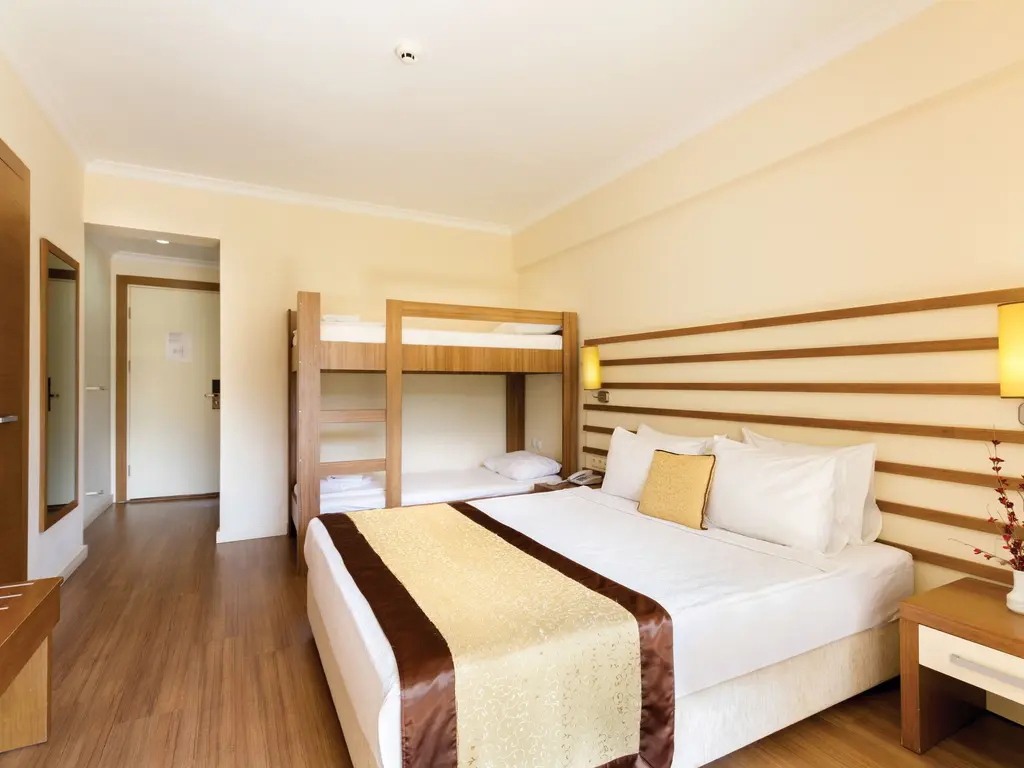 Снимка 23 - Akbulut Hotel - Кушадасъ, Турция