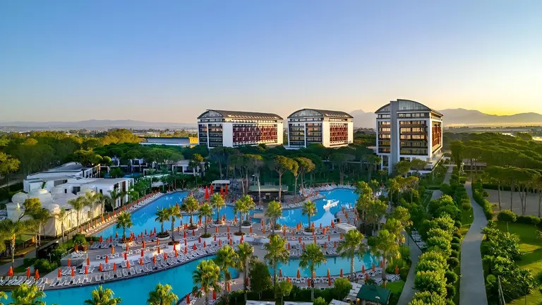 Trendy Lara Hotel