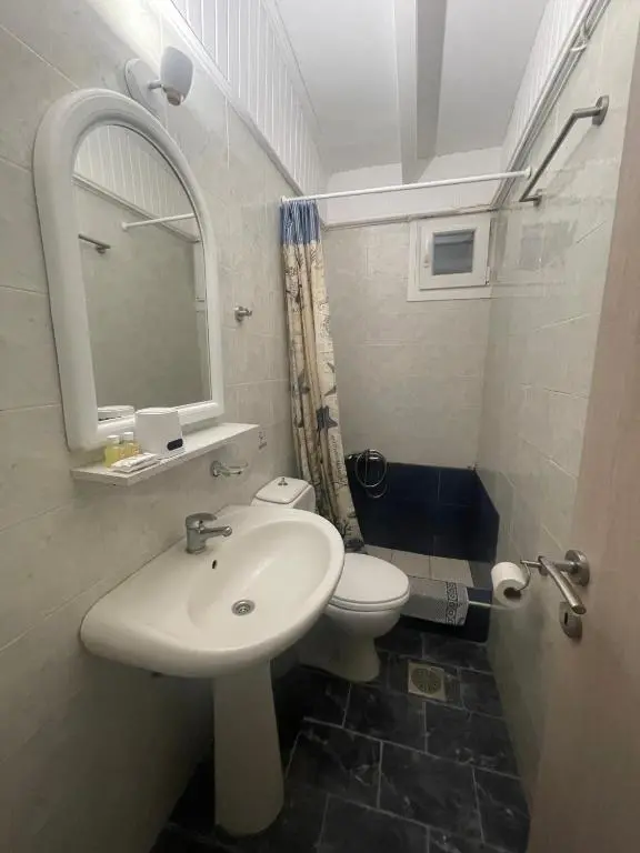Снимка 15 - Diaporos Hotel - Халкидики-Ситония, Гърция