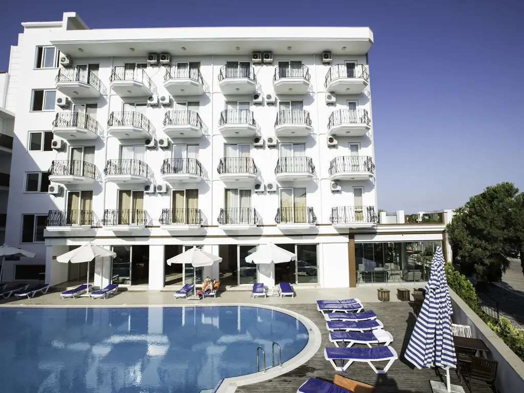 Снимка 3 - Ergin Hotel - Айвалък, Турция