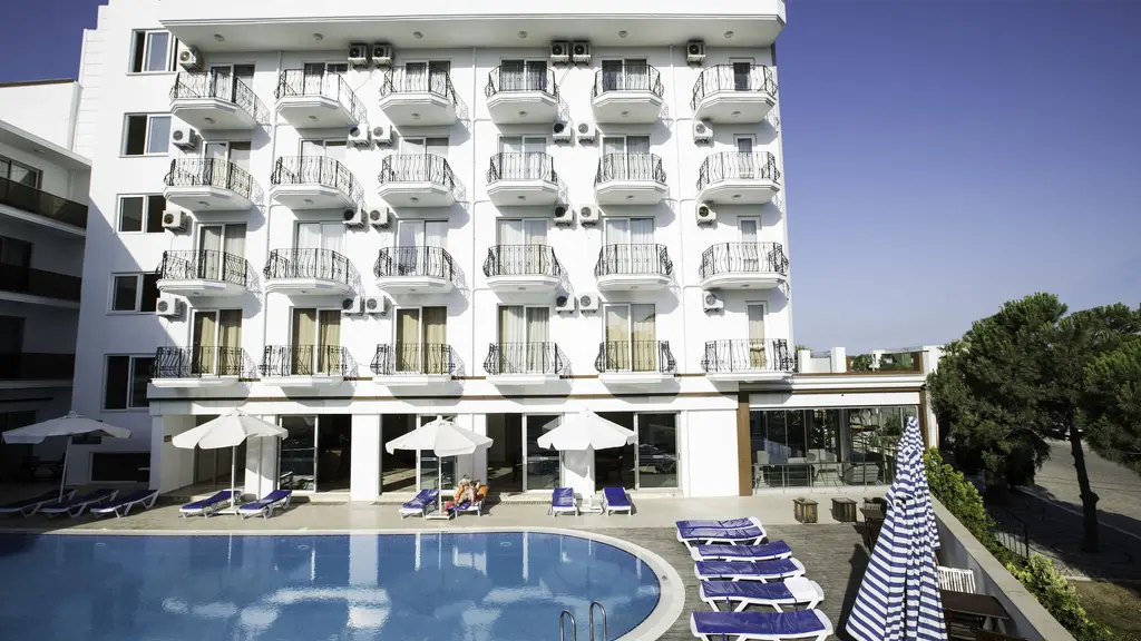 Снимка 3 - Ergin Hotel - Айвалък, Турция