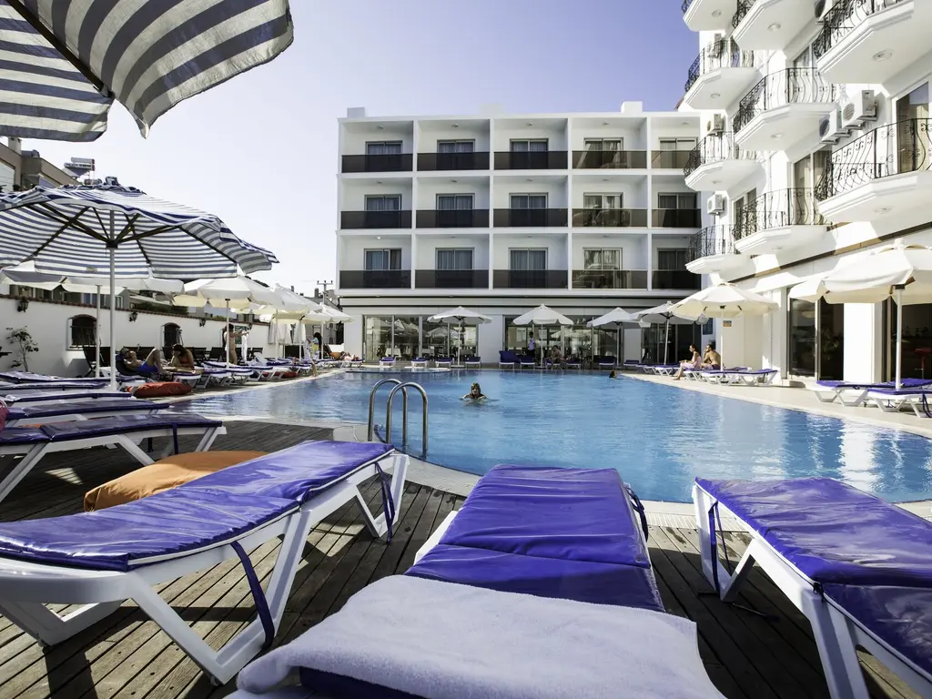 Снимка 4 - Ergin Hotel - Айвалък, Турция