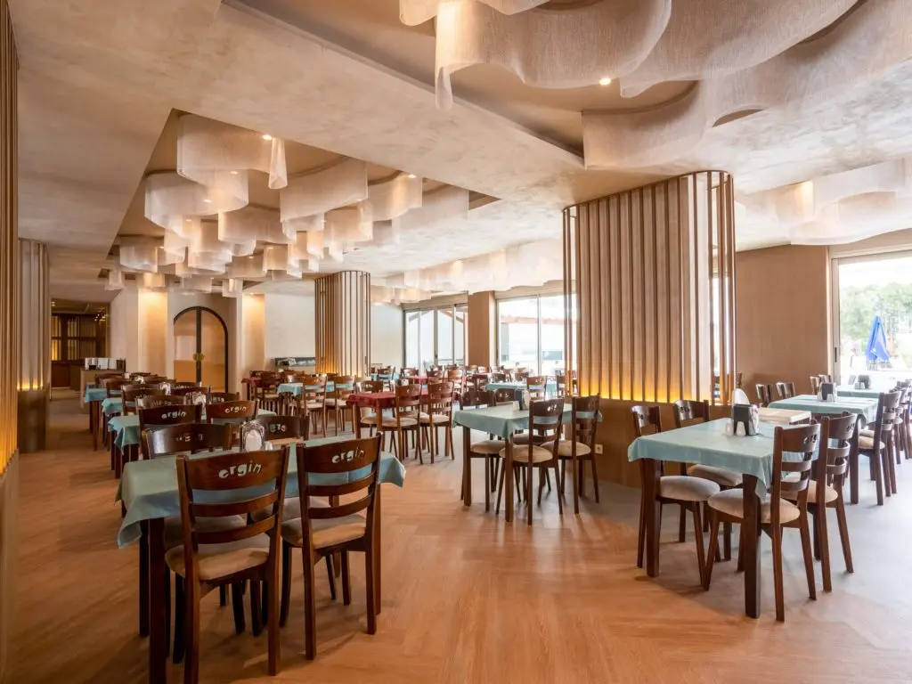 Снимка 7 - Ergin Hotel - Айвалък, Турция