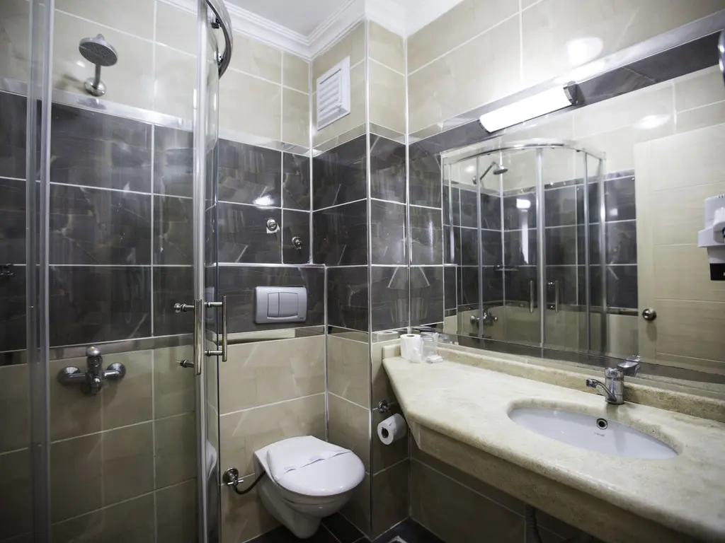 Снимка 14 - Ergin Hotel - Айвалък, Турция