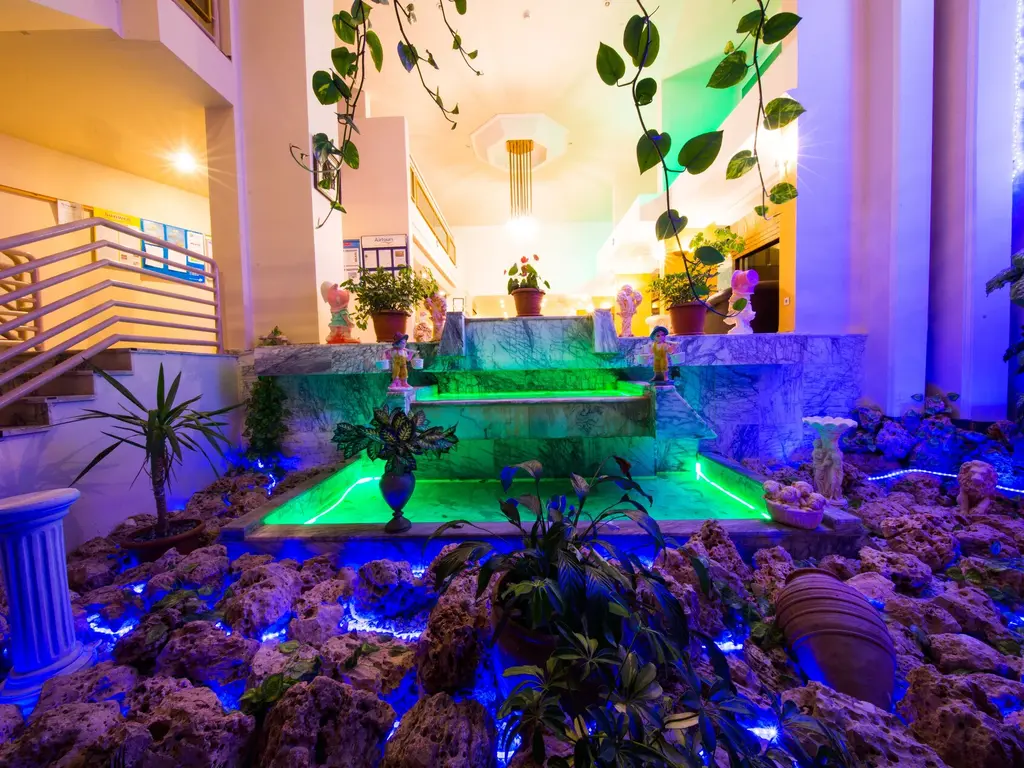 Снимка 2 - Tuntas Beach Hotel Altinkum - Дидим, Турция