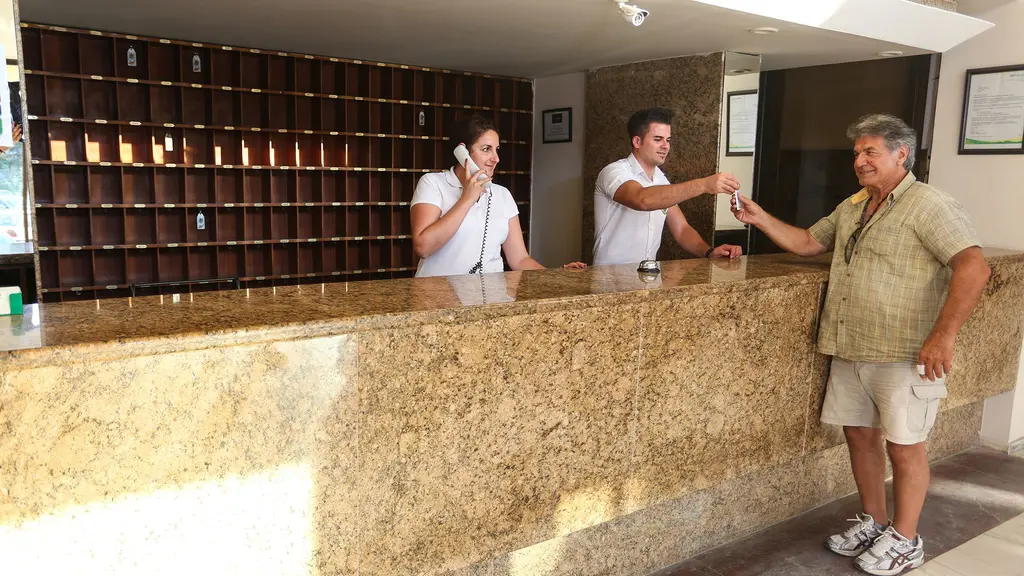 Снимка 4 - Tuntas Beach Hotel Altinkum - Дидим, Турция