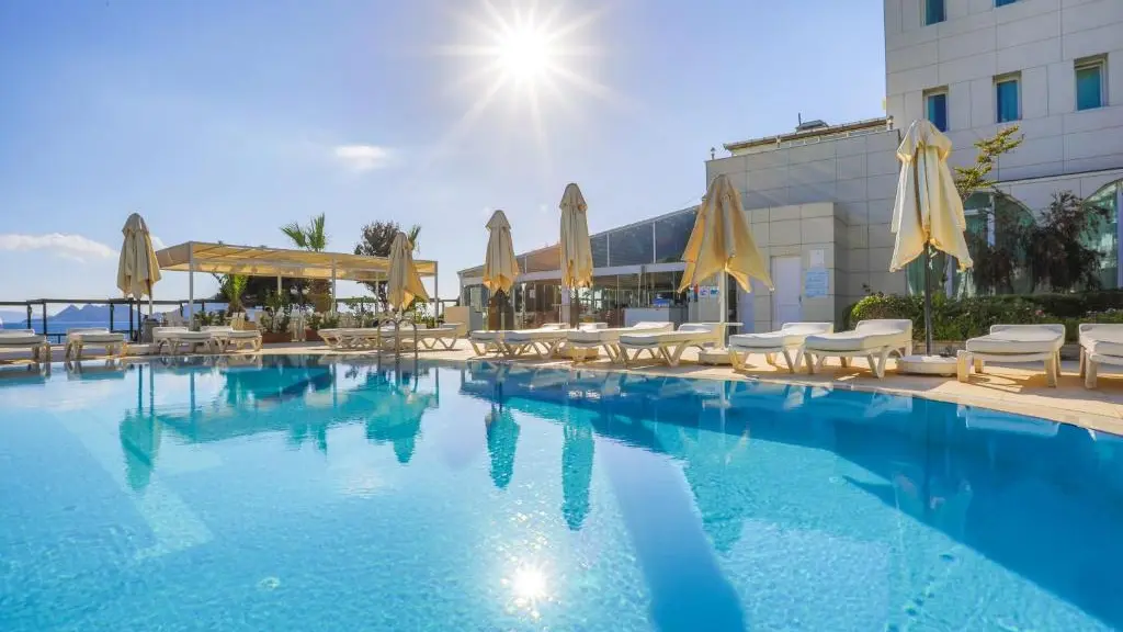 Снимка 2 - Dragut Point North Hotel - Бодрум, Турция
