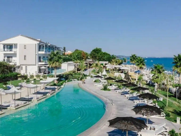 Снимка 1 - Blue Carpet Luxury Suites - Халкидики-Касандра, Гърция