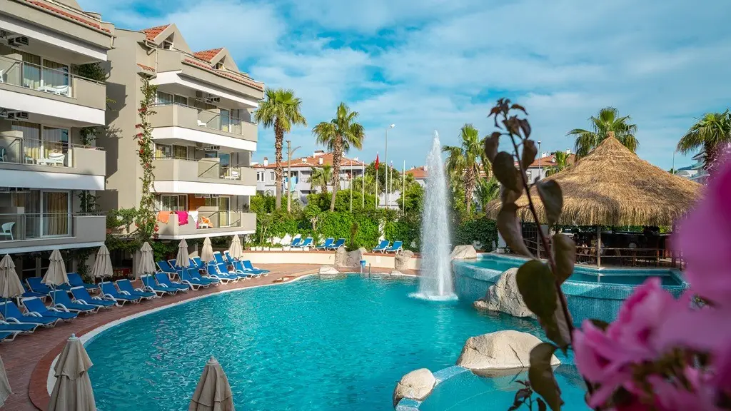Снимка 2 - Begonville Hotel - Мармарис, Турция