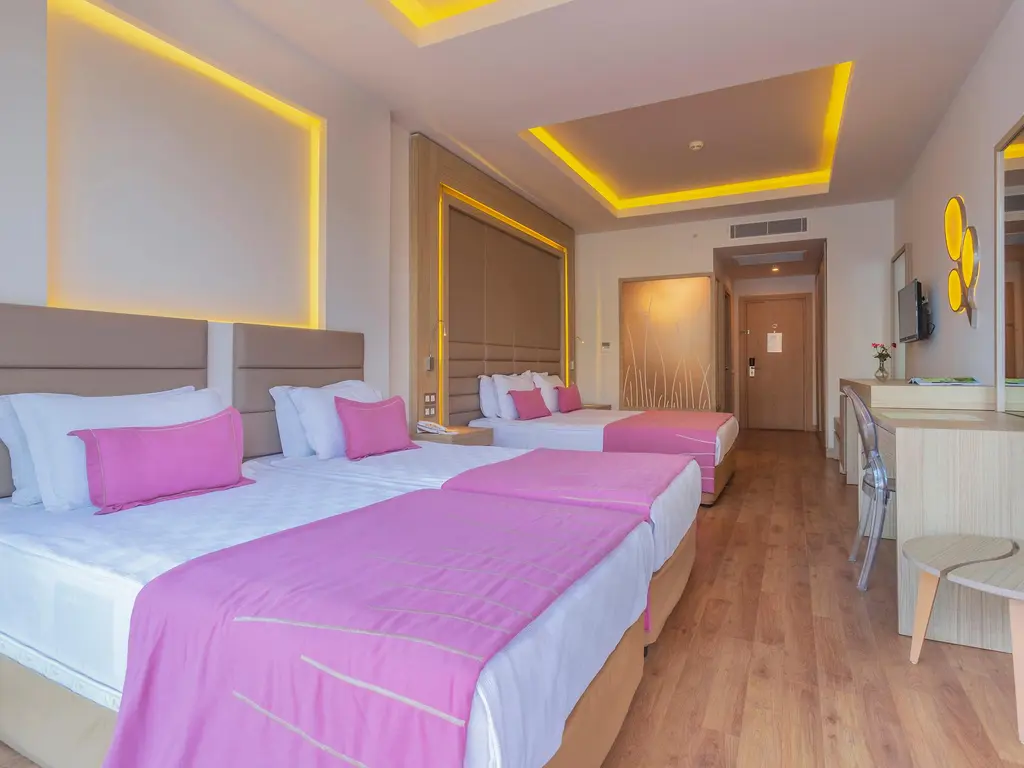 Снимка 30 - Orka Lotus Beach - Мармарис, Турция