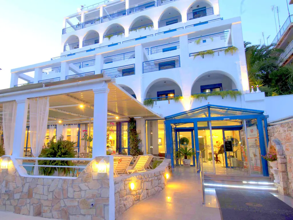 Снимка 2 - Secret Paradise Hotel - Халкидики-Неа Каликратия, Гърция