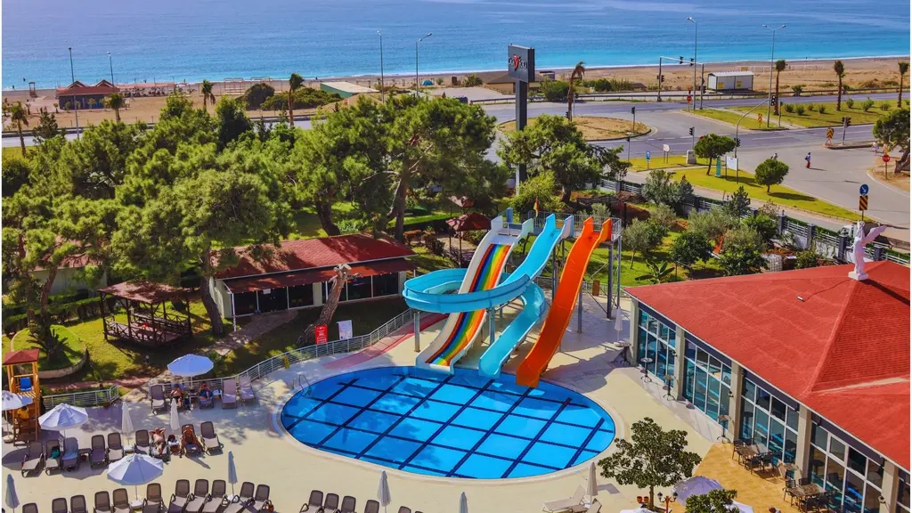 Снимка 2 - Casa Fora Beach Resort - Анталия-Сиде, Турция