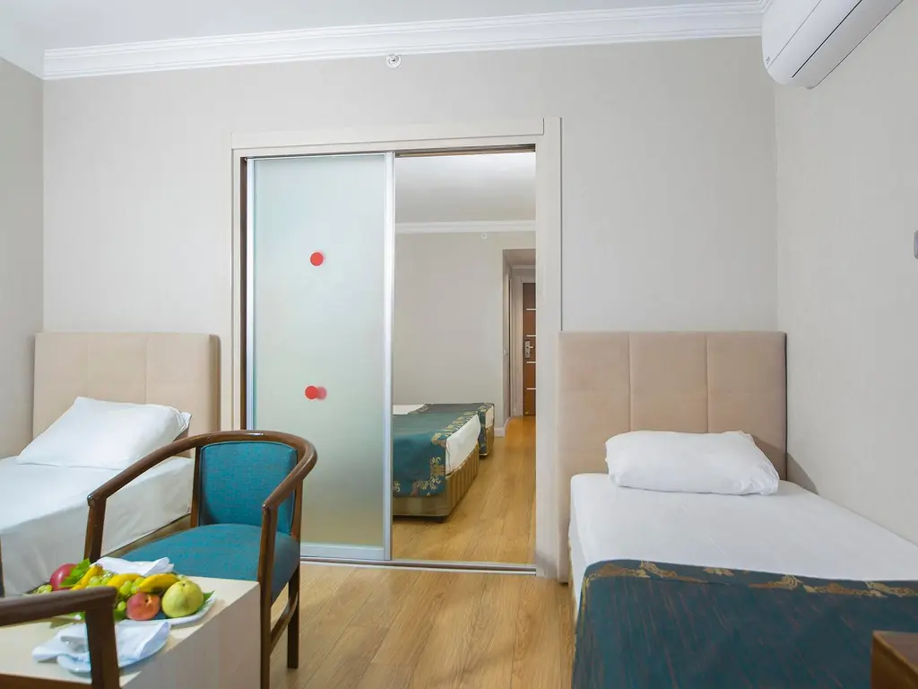 Снимка 22 - Beach Club Doganay Hotel - Анталия-Алания, Турция