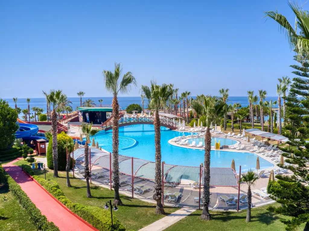 Снимка 2 - Oz Hotels Incekum Beach Resort - Анталия-Алания, Турция