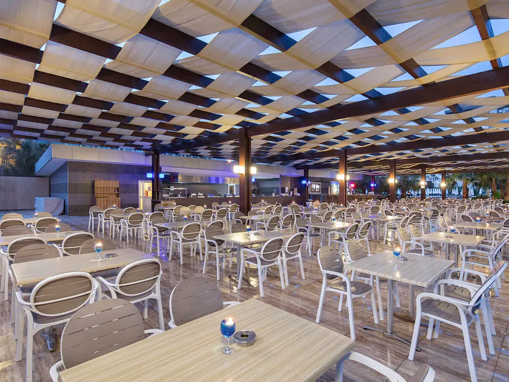 Снимка 25 - Royal Garden Beach Hotel - Анталия-Алания, Турция