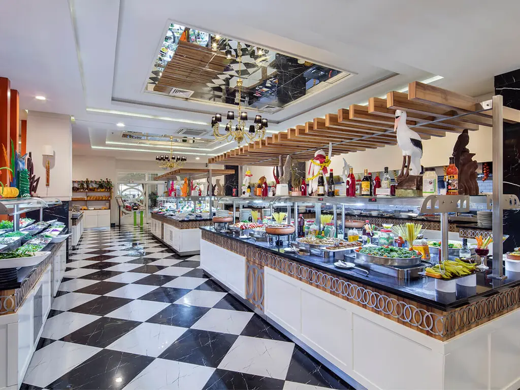 Снимка 21 - Royal Garden Beach Hotel - Анталия-Алания, Турция