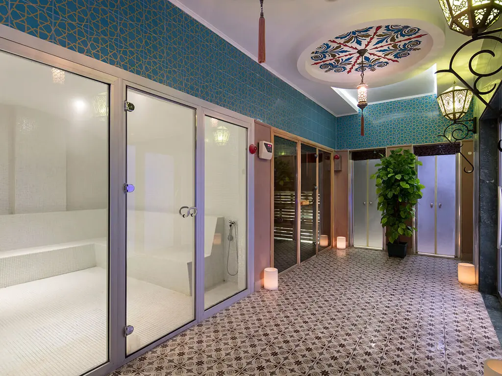 Снимка 41 - Royal Garden Beach Hotel - Анталия-Алания, Турция