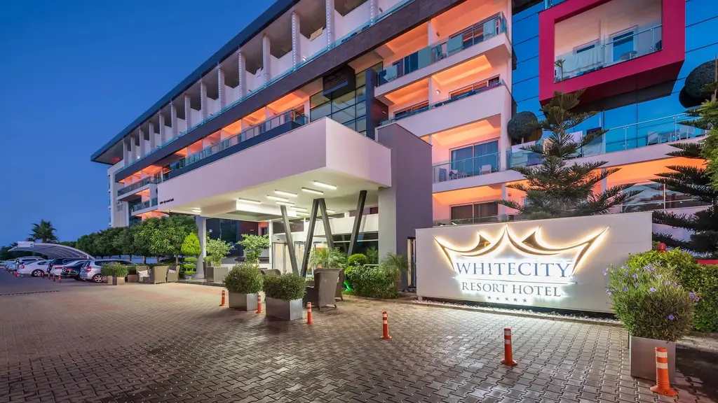 Снимка 2 - White City Resort Hotel - Анталия-Алания, Турция