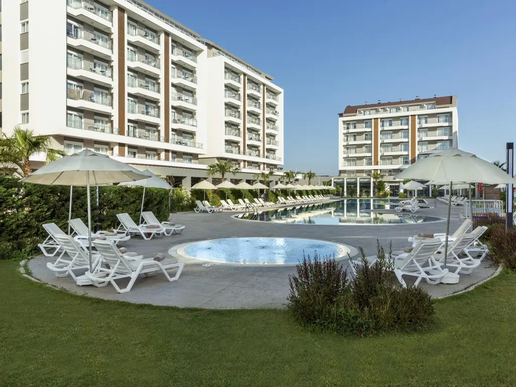 Снимка 3 - Greenwood Suites Resort - Анталия-Лара Кунду, Турция